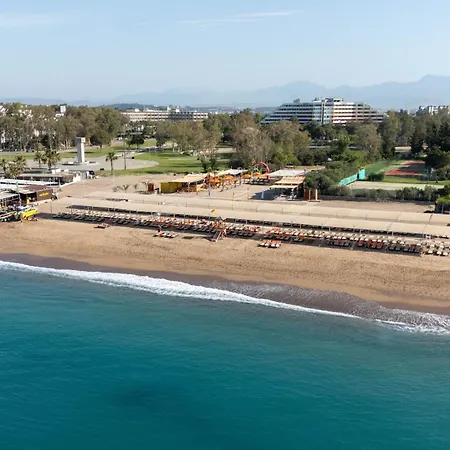 Üdülőközpont Megasaray 5*