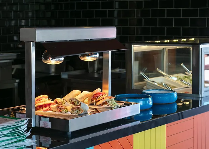 Semesteranläggning (resort) Megasaray 5*